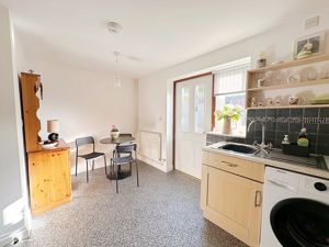 Dining Room- click for photo gallery